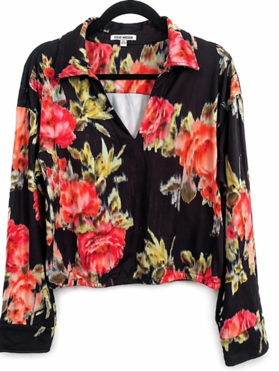 Steve Madden Tops - Steve Madden Black Floral Collared V-Neck Long Sleeve Top
